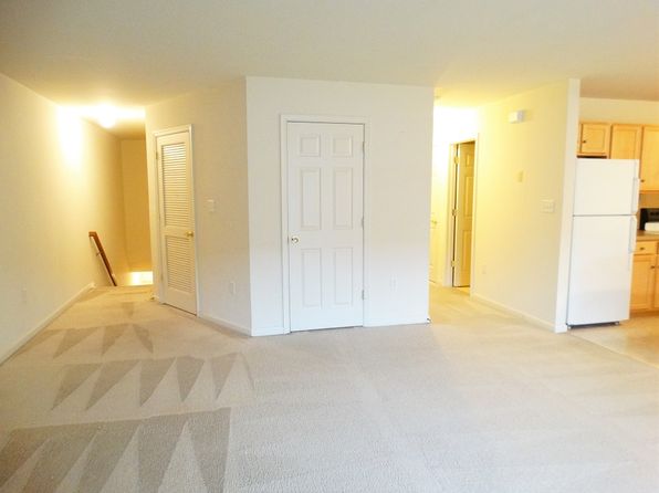1364 Hammon Ave, Ephrata, PA 17522