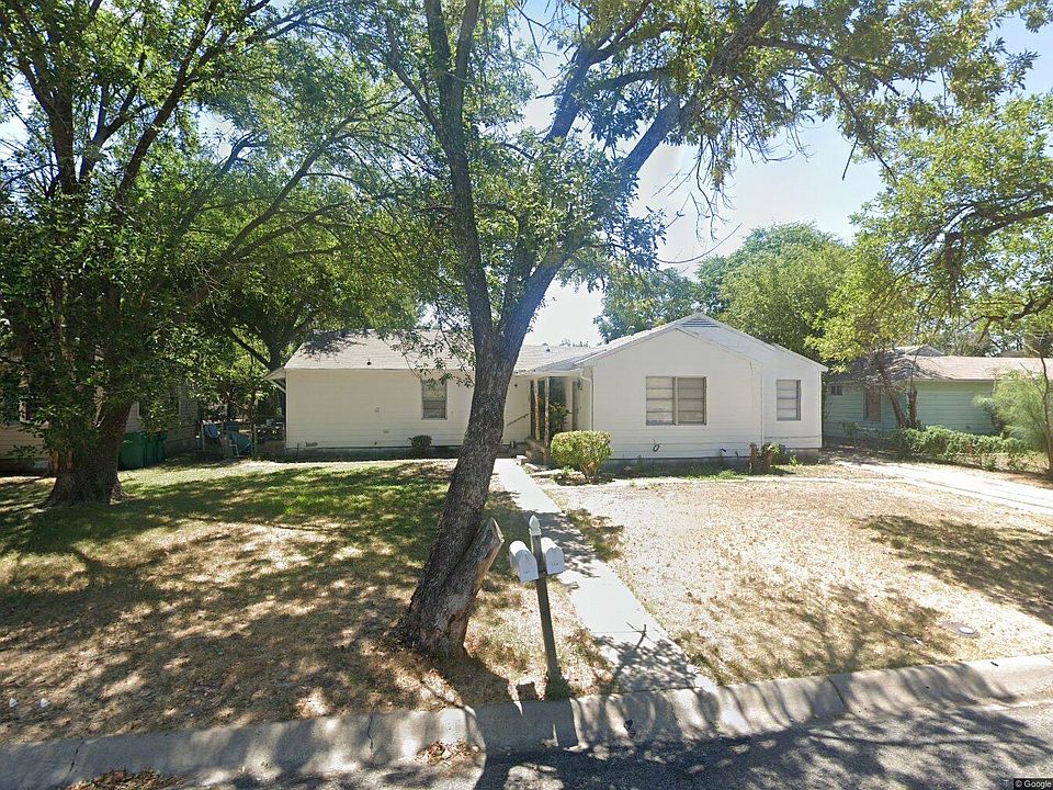 1st image of 107 E Comay Cir