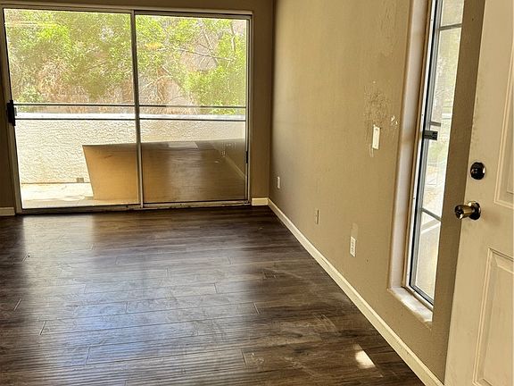5th image of 3056 Casey Dr Unit 204
