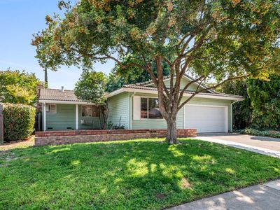 8356 Marina Greens Way, Sacramento, CA, 95826