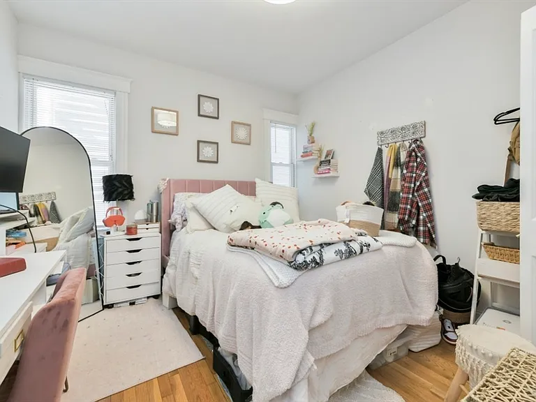 893 E 4th St #2A — Photo 13