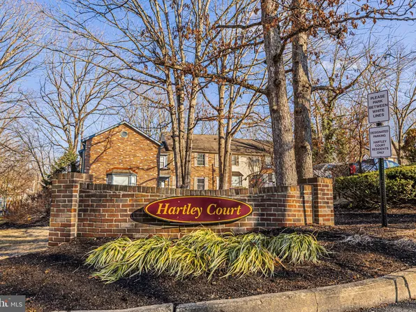 1018 Hartley Ct, Sicklerville, NJ 08081