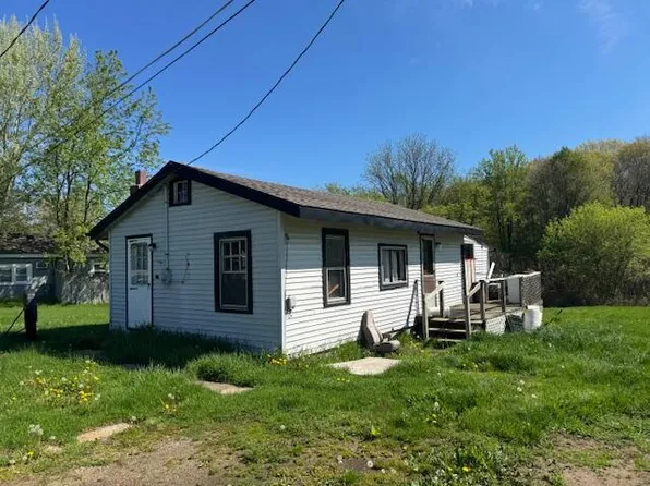 5707 Hinkley Rd, Stockbridge, MI 49285