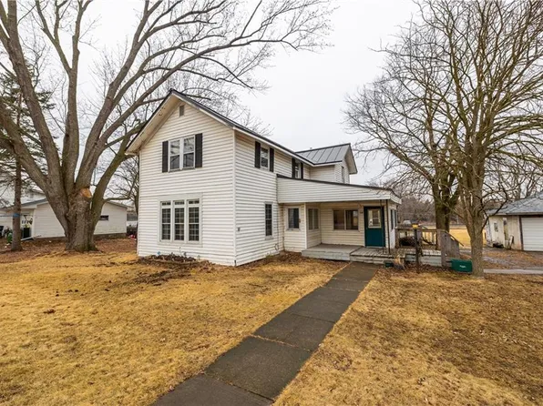 318 West Main Street, Alma Center, WI 54611