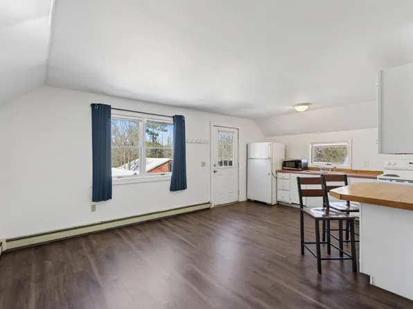 4 Tucker St #4, Norway, ME 04268