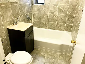 Rented by NY Space Finders Inc.