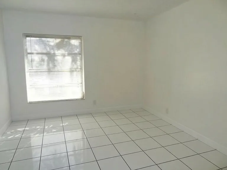 2650 Riverland Dr #A — Photo 2