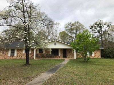 1041 Fm 31 N, De Berry, TX, 75639