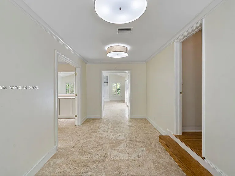 1037 Alfonso Ave — Photo 18