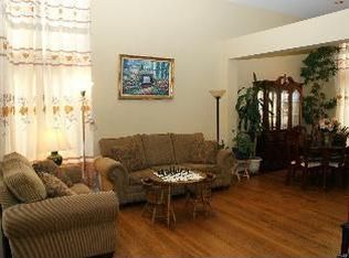 29591 N Birch Ave, Lake Bluff, IL 60044