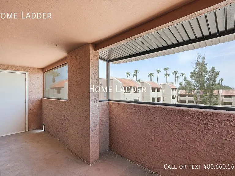 540 N May St #3075 — Photo 15