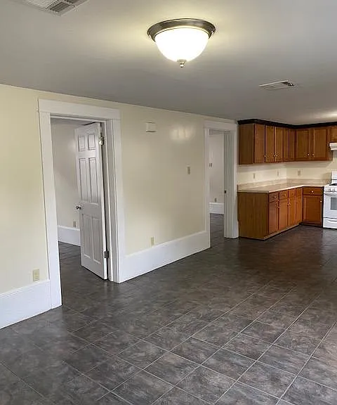 522 Jefferson Ave — Photo 7