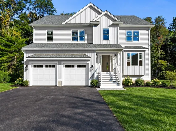 160 Vale St, Tewksbury, MA 01876
