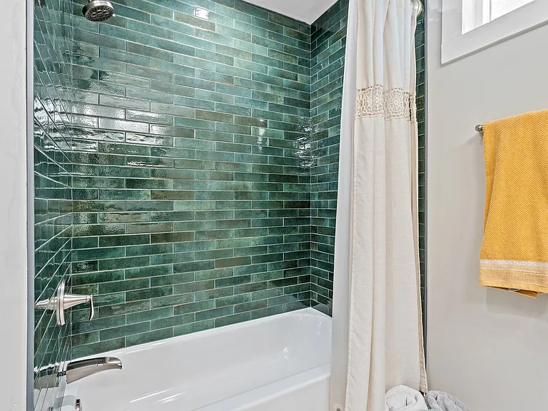 3 Deering St — Photo 33