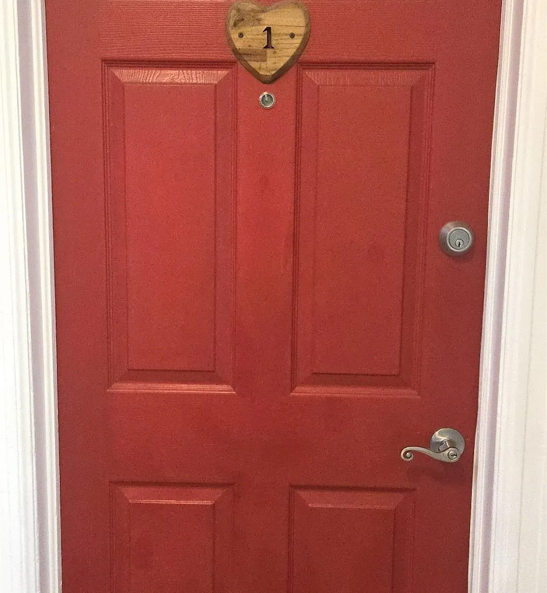 1 bed, 1.0 bath, 500 sqft, $1,700 — Photo 2