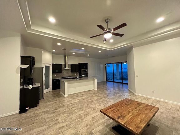 5th image of 1094 Jade Hill Ave