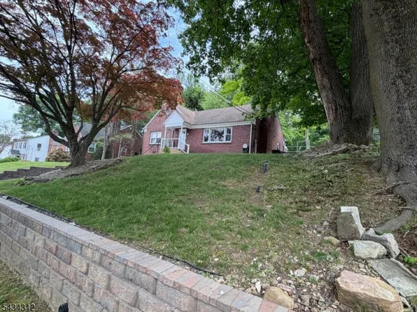 114 Sussex Ave, Morristown Town, NJ 07960