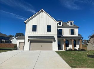 217 Winding Rose Dr, Hoschton, GA 30548