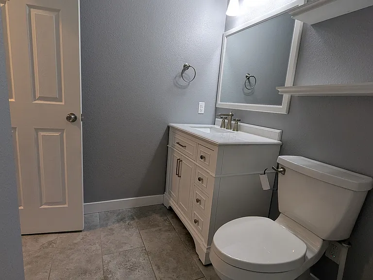 10111 Ashley Cir NW — Photo 10