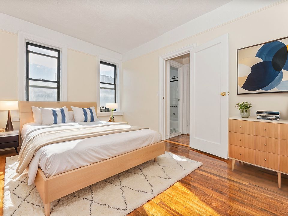 2nd image of 204 Sherman Ave APT 6c