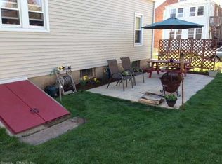 38 Garfield Ave, Middletown, CT 06457