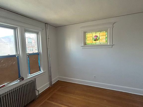 4th image of 89 Maryland Ave