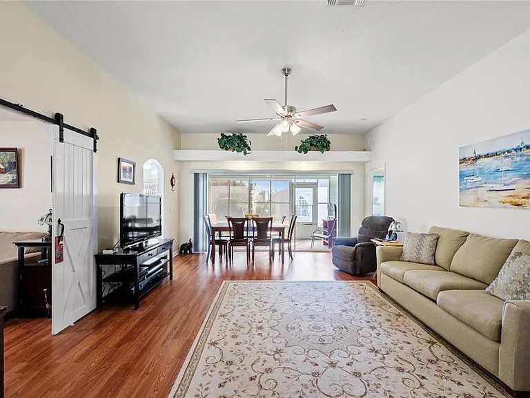 221 Prather Dr — Photo 5