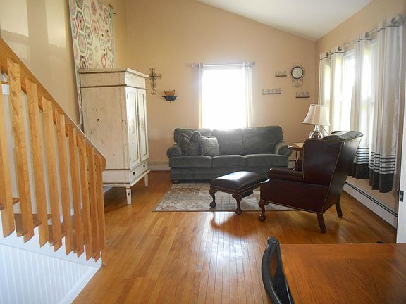 2nd image of 55 Churchill Ave