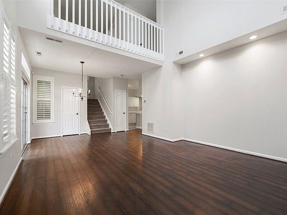 5th image of 1739 Woodmill St