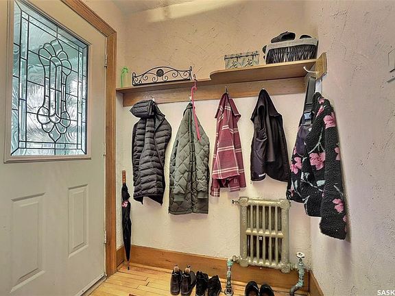 5th image of 2834 Rae STREET