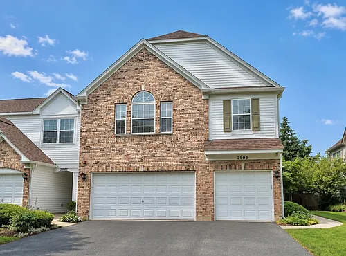 2905 Stonewater Dr #2905 Photo 1