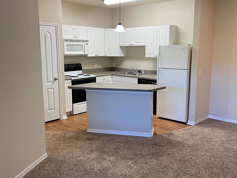 1st image of 1410 Villa Capri Cir APT 202