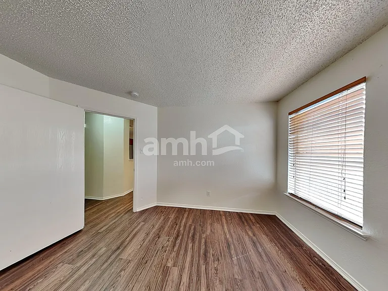 5713 Stone Meadow Ln — Photo 16