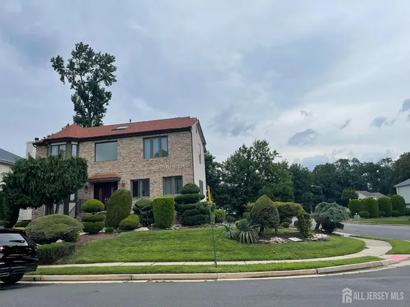 216 Fletcher St, Edison, NJ 08820