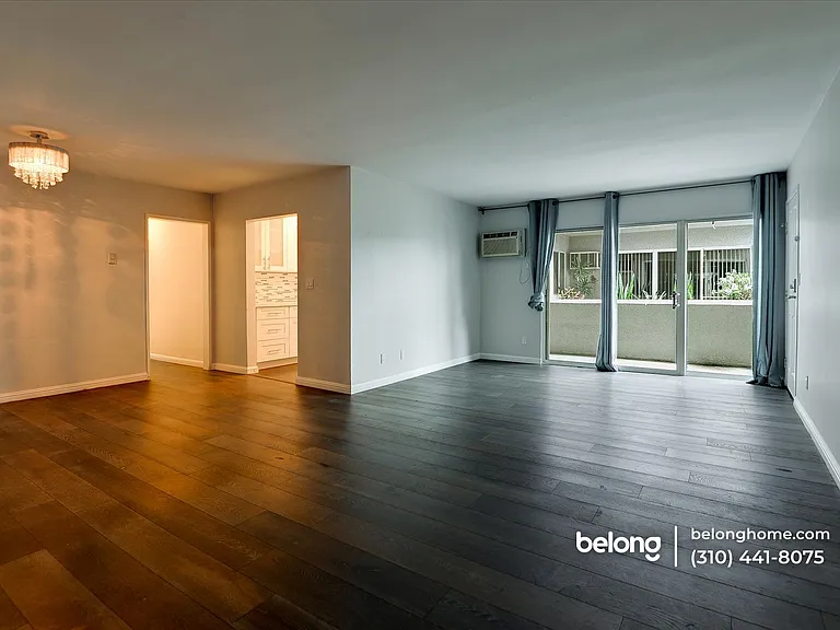2223 S Bentley Ave #104 — Photo 7