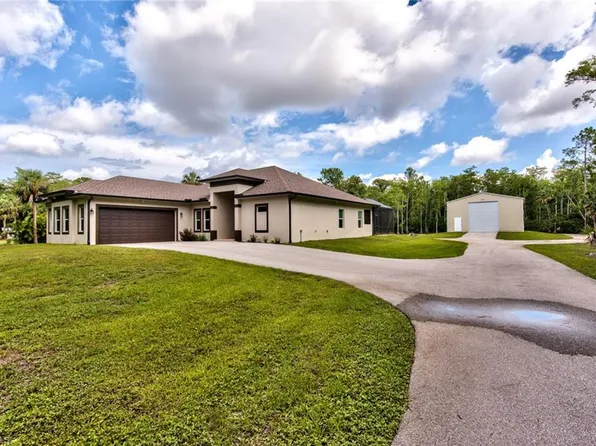 5675 Sea Grass LN, NAPLES, FL 34116