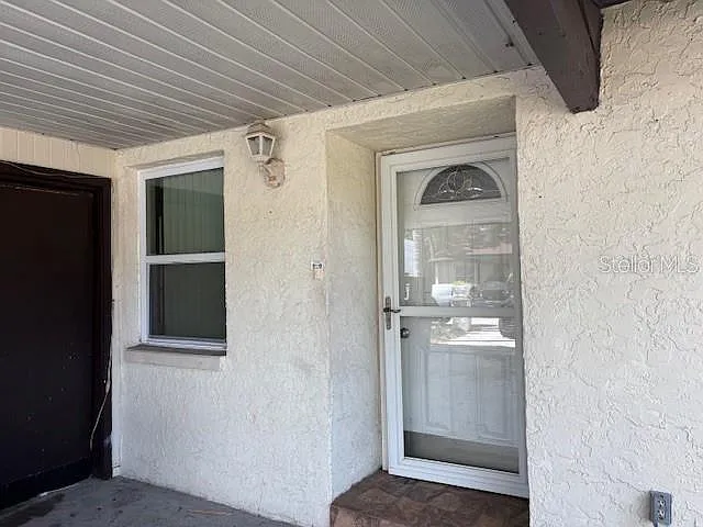 2037 Sunset Grove Ln — Photo 1