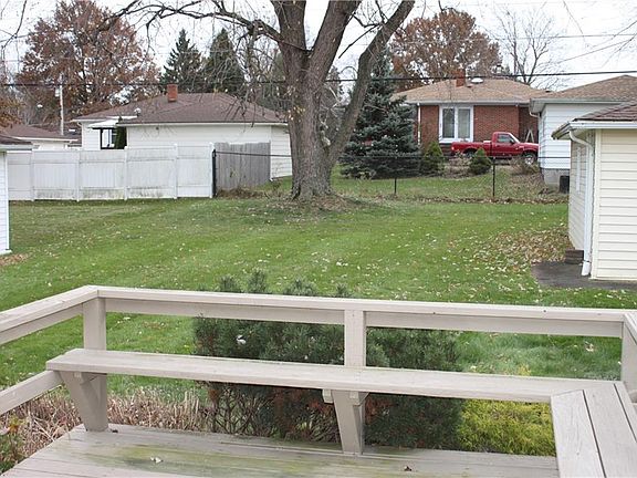 3rd image of 3075 Augustine Dr