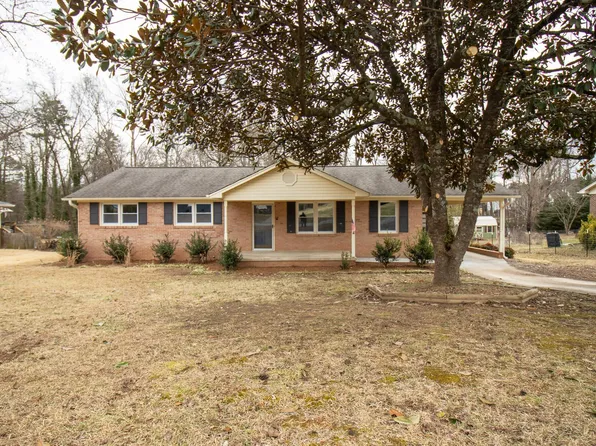 624 Creighton Dr, Taylors, SC 29687