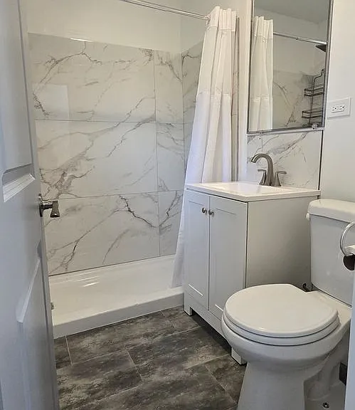 2041 Darby St #1-3 — Photo 11