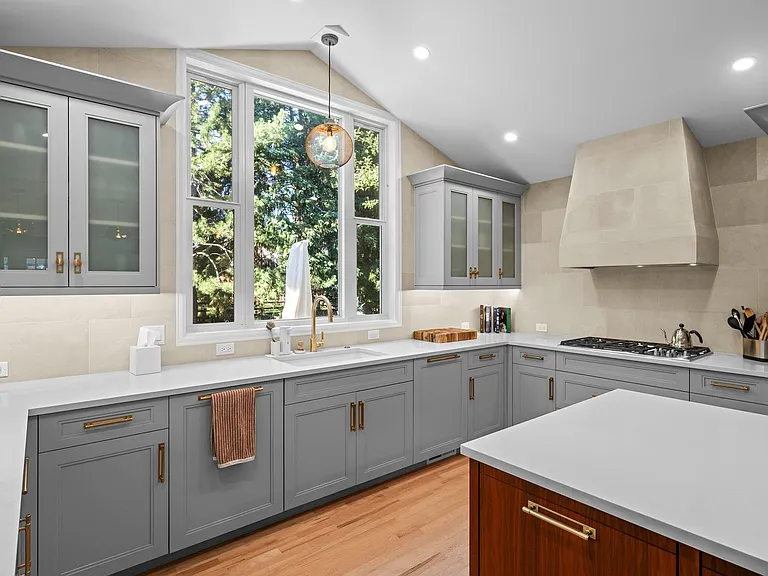7030 Magnolia Cir — Photo 38