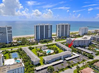 2760 Banyan Rd APT 32, Boca Raton, FL 33432