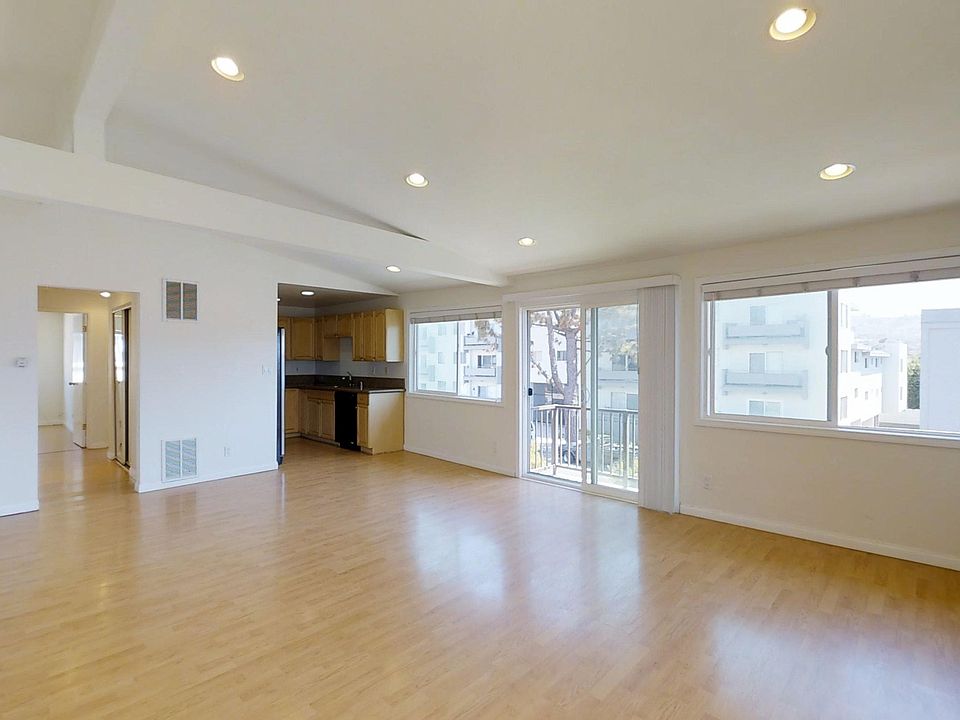 1st image of 503 Avenue G APT E