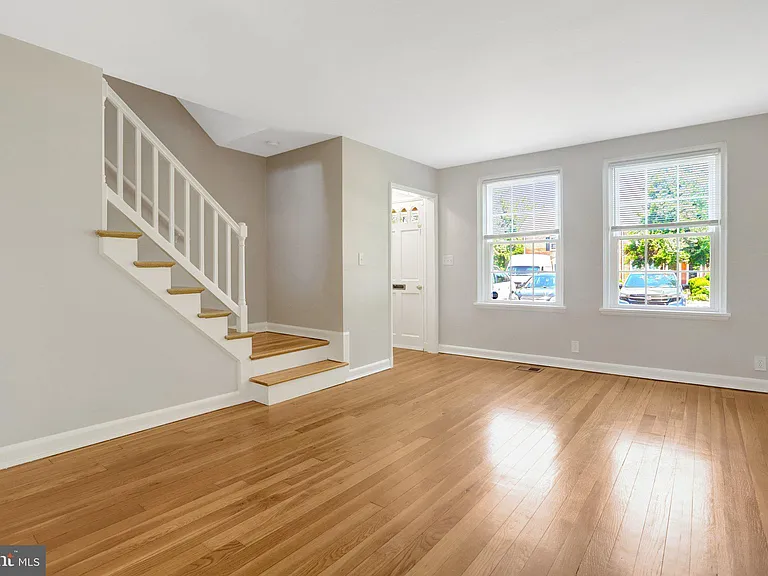 3267 S Stafford St — Photo 22