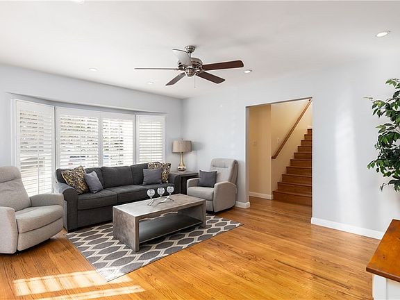5th image of 4374 Adenmoor Ave
