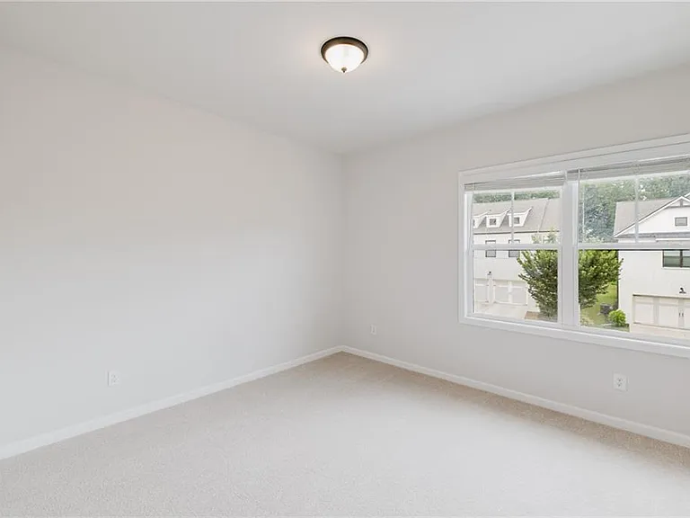 1814 Westfall Lndg — Photo 11