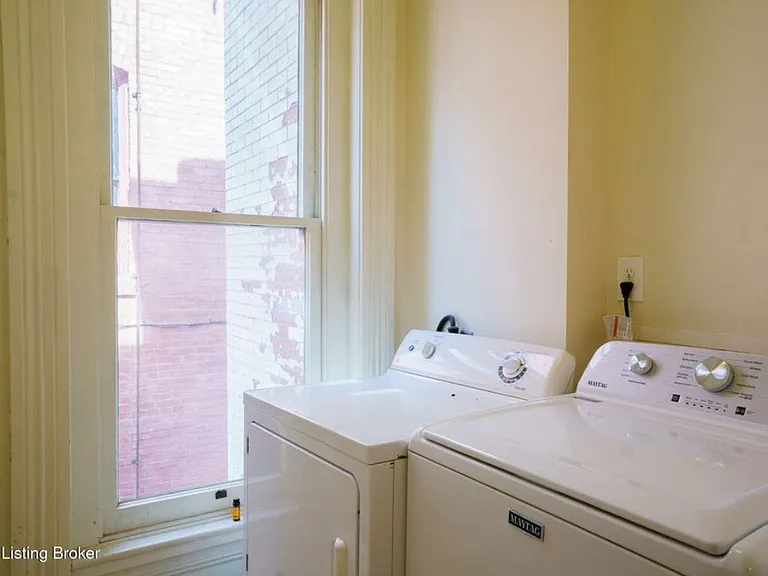 1456 Saint James Ct #3 — Photo 10