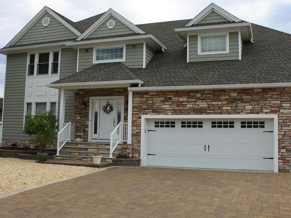 1st image of 329 Aldo Dr