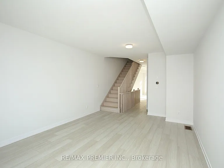 128 Brockley Dr — Photo 19