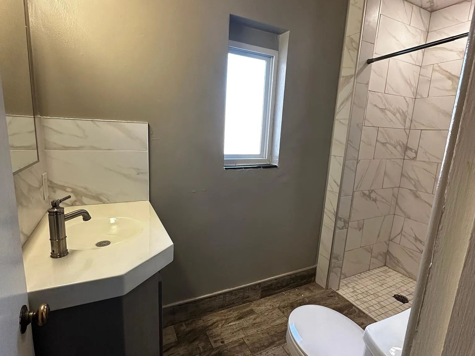 2202 E Mabel St — Photo 3